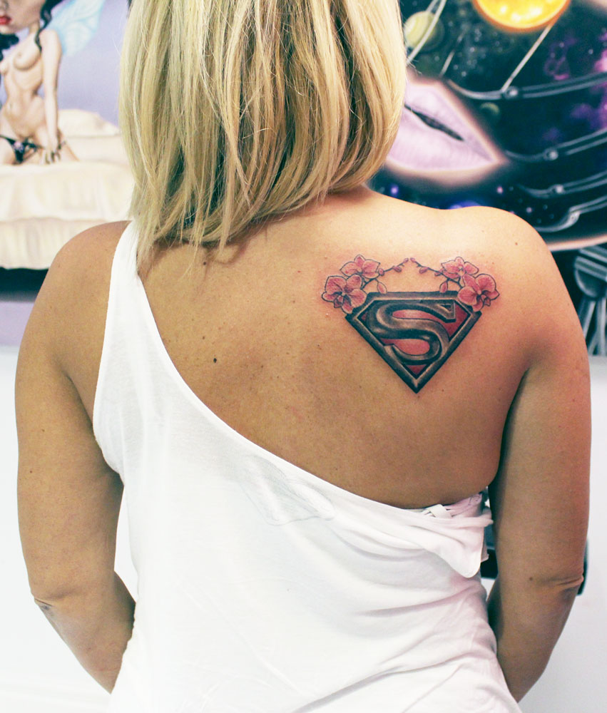 super-girl-1-tattooabyss - Tattoo Abyss Montreal