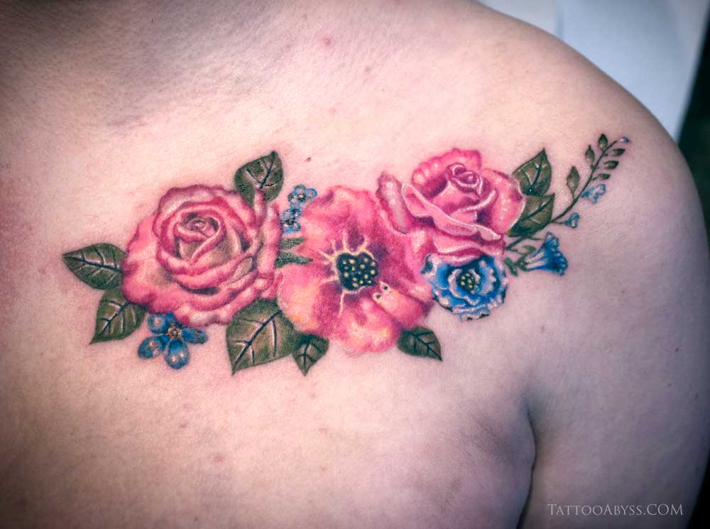 floral-chest-tattoo-abyss - Tattoo Abyss Montreal