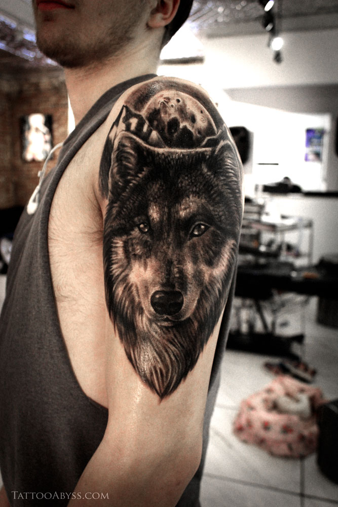 Wolfrosecrosstattooabyss Tattoo Abyss Montreal