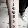 moon-moonphases-tattoo-abyss