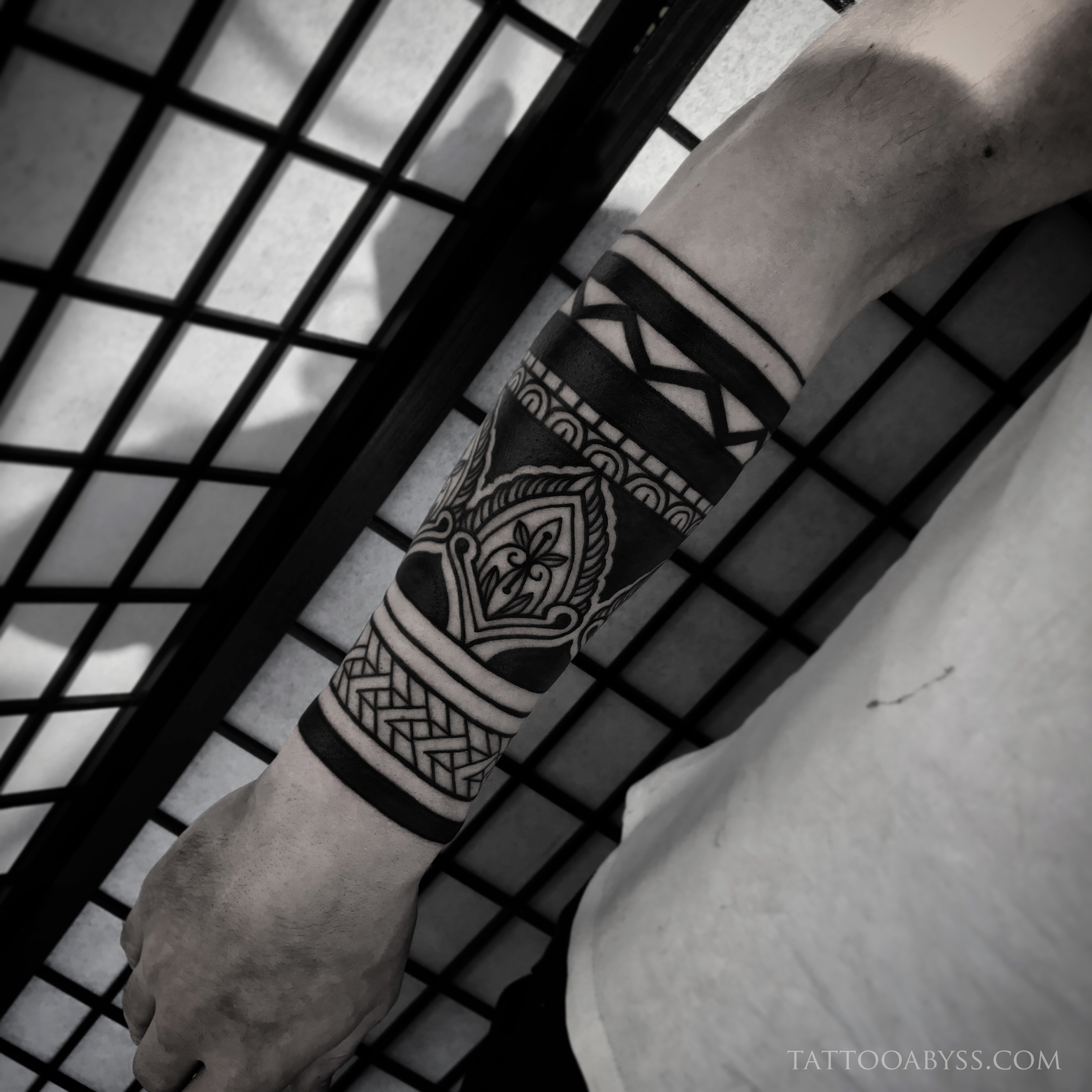 Geometric custom armband... - Skin Machine Tattoo Studio | Facebook