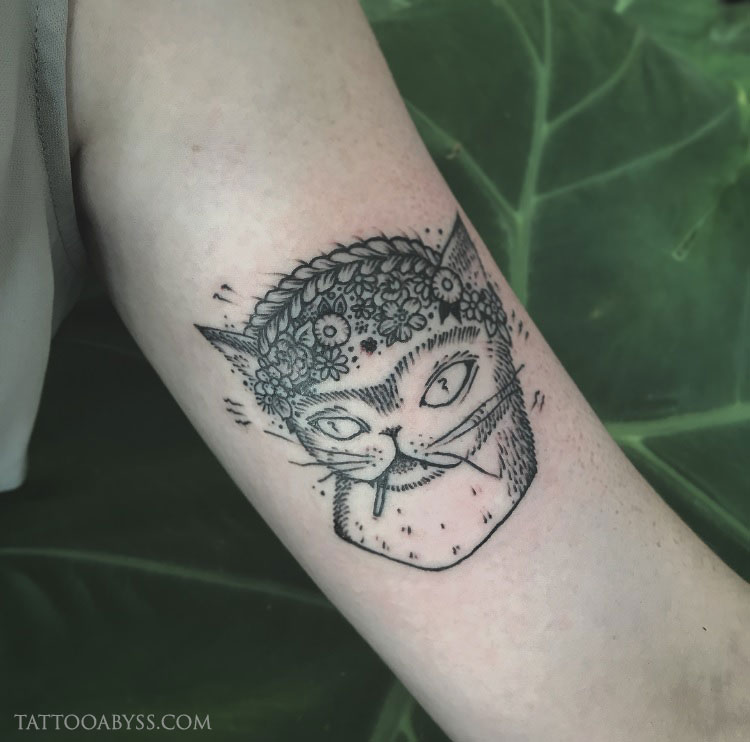 cat-chloe-tattoo-abyss