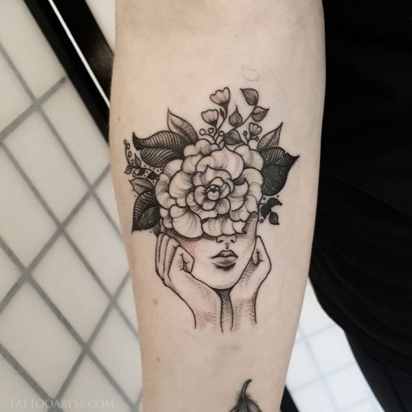 Floral Girl - Tattoo Abyss Montreal