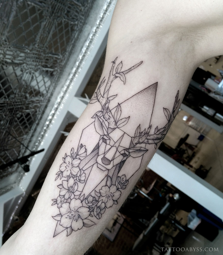 Half & half geometric and realistic deer tattoo. Newest addition. | Tattoos,  Deer tattoo, Tattoo designs