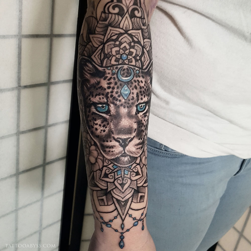 leopard-mandala-abby-tattoo-abyss
