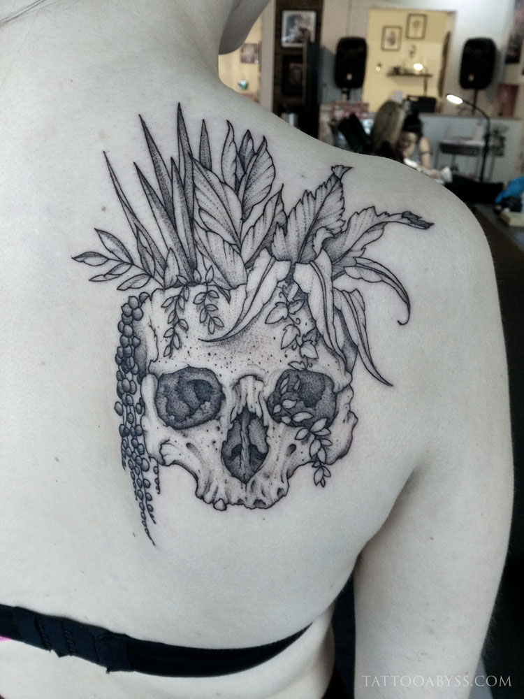 skull-camille-tattoo-abyss