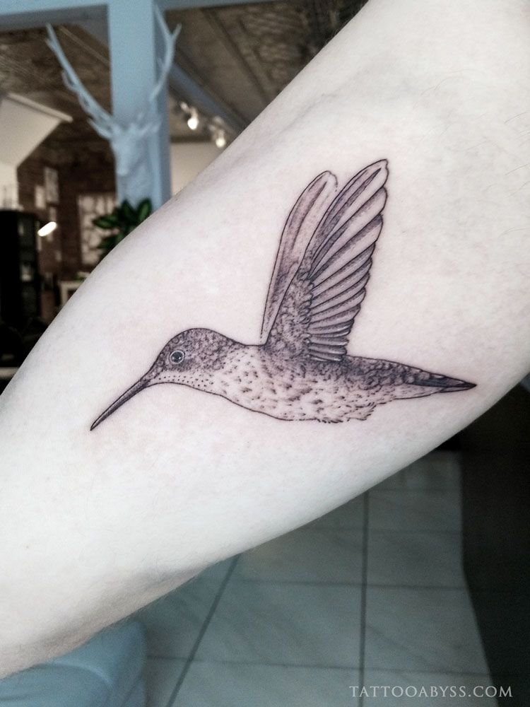 hummingbird-camille-tattoo-abyss