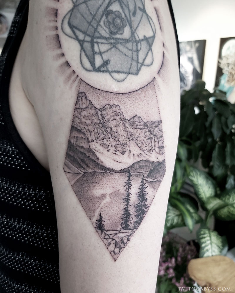 Update 109+ mountain geometric tattoo super hot