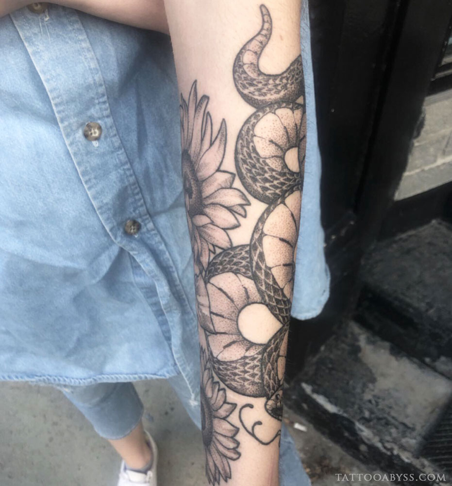 61 Pretty Sunflower Tattoo Ideas to Copy Now  StayGlam