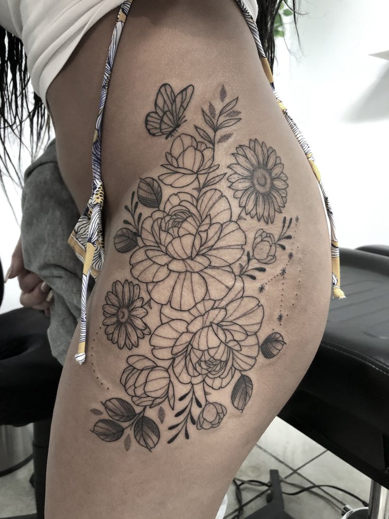 Butterfly-floral-Hip-tattoo-abyss-montreal