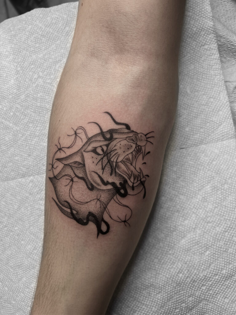 Tiger at Dark Age Tattoo Studio - Denton, Texas. by JoseContrerasArt on  DeviantArt